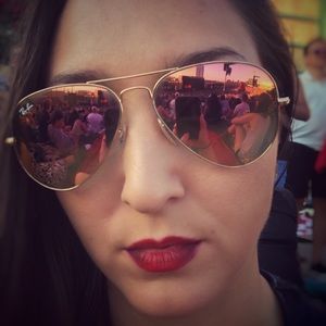 Meet your Posher, Christina